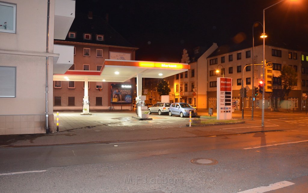 Feuer1 Tankstelle Koeln Hoehenberg Germaniastr Olpenerstr P39.JPG
